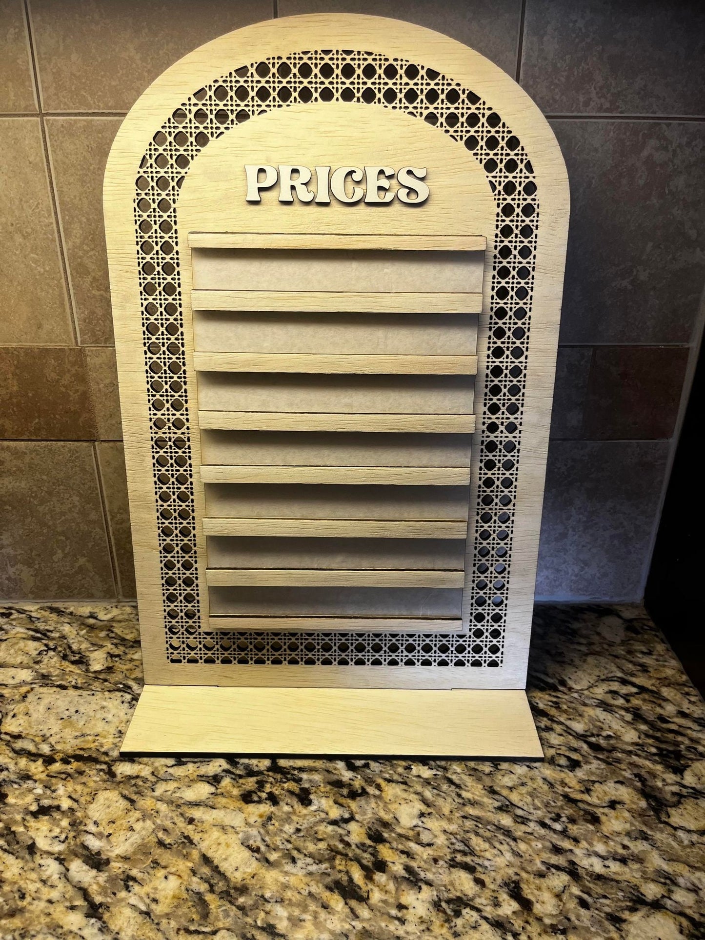 Digital design Wicker price sign, with changeable price plates