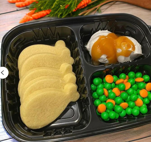Thanksgiving Dinner-Themed Sugar Cookies with Frosting, Caramel Sauce & Chocolate Candies