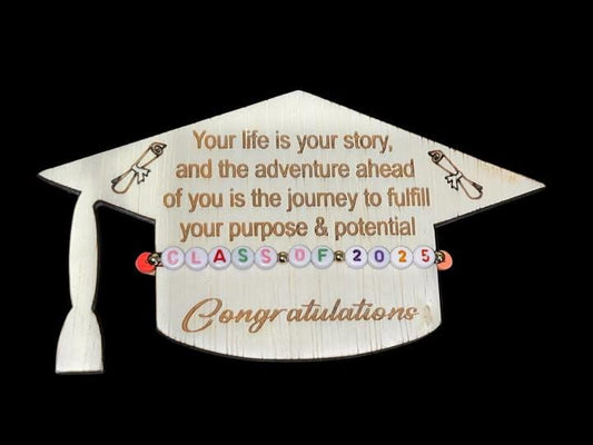 Graduation Cap Bracelet Holder with Class of 2025 Bracelet